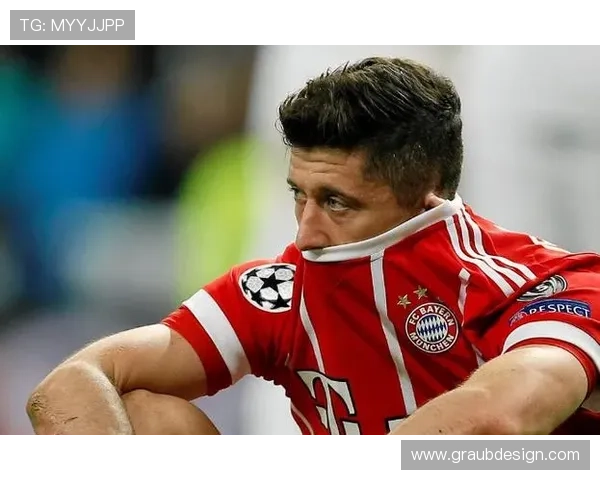 莱万多夫斯基生涯荣誉解析：欧冠与联赛冠军含金量如何评估