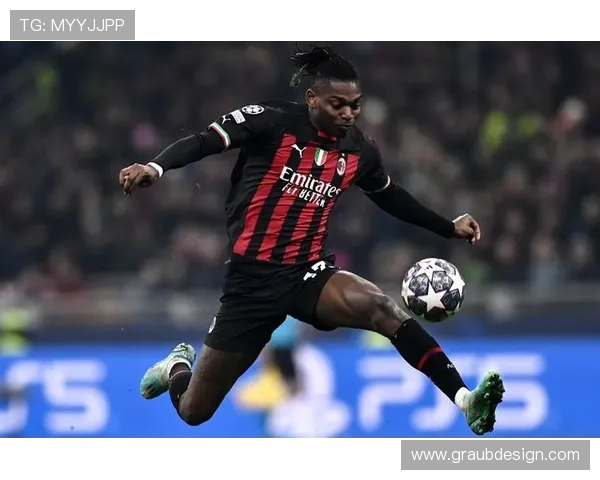 AC米兰帅位危机频现,战术顽疾难解,传统豪门地位岌岌可危 AC米兰帅位危机频现,战术顽疾难解,传统豪门地位岌岌可危