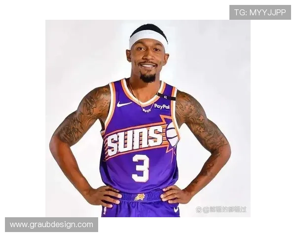 布拉德利·比尔提升无球跑动效率显著拉开与哈登的得分差距